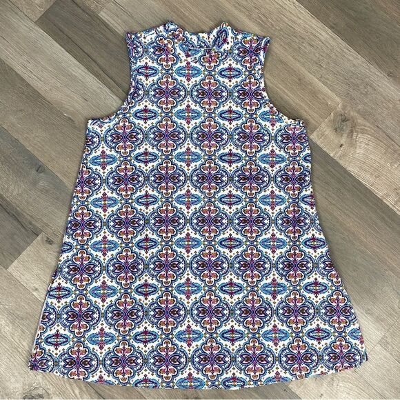 Sweet Tea’s by Pink Rose Mandala Mock Neck Sleeveless Top White Blue Small - Picture 7 of 11